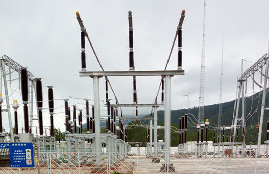 ����ĸ��������b���еđ�(y��ng)��